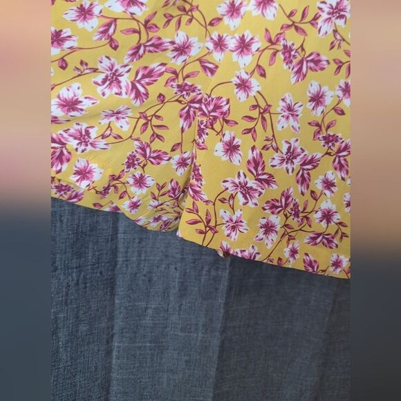 EXPRESS x Rocky Barnes Floral Romper - Picture 4 of 13